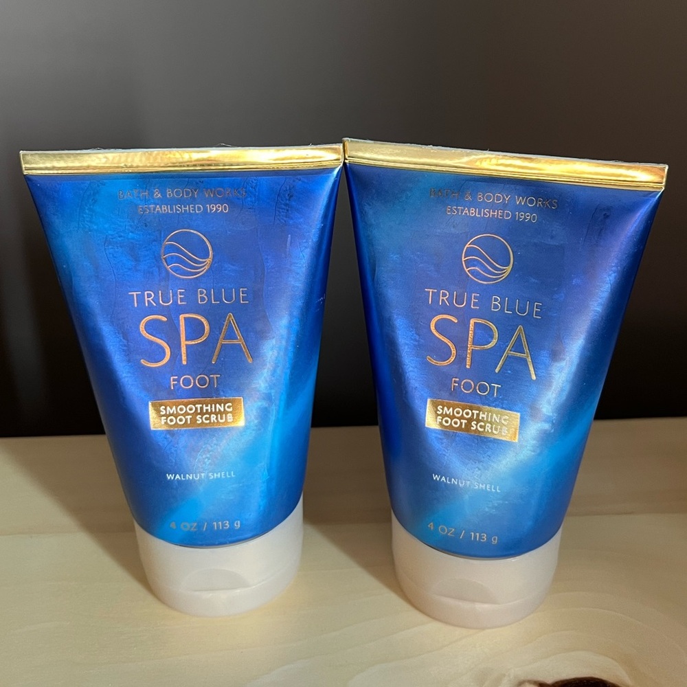 Two Bath & Body Works True Blue Spa Soothing Foot Scrubs